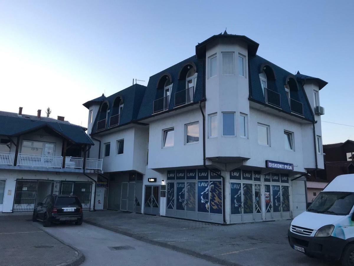 Grande Plus Apartment Dzungla Doboj Exteriör bild