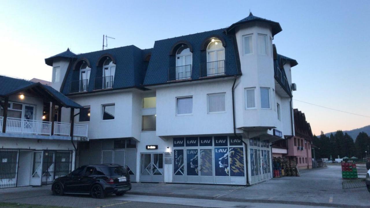 Grande Plus Apartment Dzungla Doboj Exteriör bild